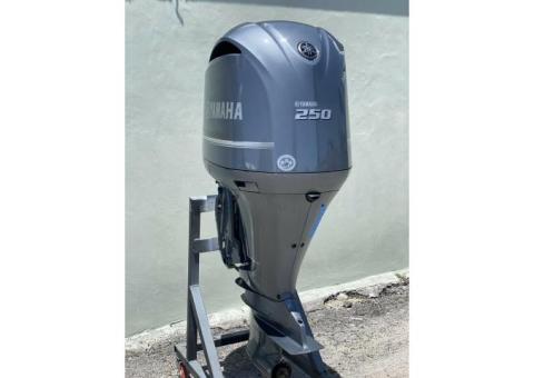 Used Yamaha 250 HP 4 Stroke Outboard Motor Engine