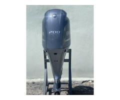 Used Yamaha 200 HP 4 Stroke Outboard Motor Engine