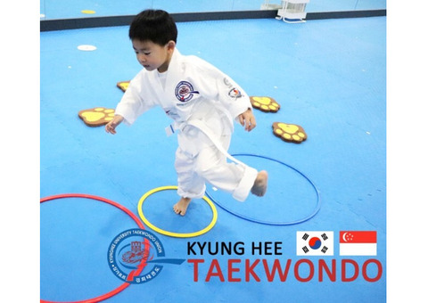 Students learn different techniques n movements 2improve TKD skills