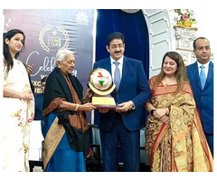 Sandeep Marwah Honored by Governor of Uttar Pradesh for Contributions