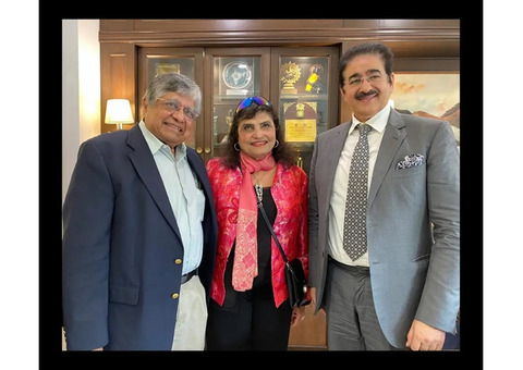 American Indian Singer Madhu Mathur Pays Tribute to Dr. Sandeep Marwah