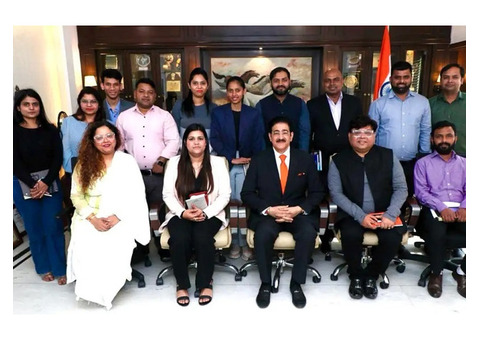 Sandeep Marwah Met Operation Team of Marwah Studios