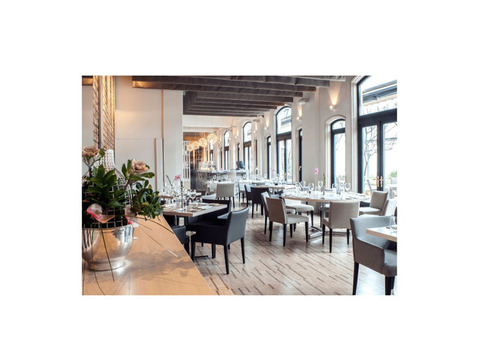 Restaurant Renovation Winnipeg: Iris Construction Managemant