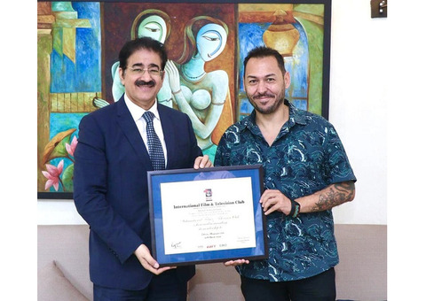Award Winning Colombian Filmmaker Daniel Mendoza Leal Visits