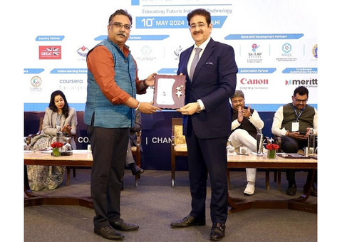 Dr. Sandeep Marwah Honored at APAC Global Education and Skill Conclave
