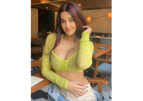 8447768211 Call Girls In Noida Sector 18 Metro Escorts