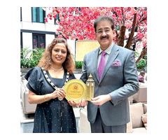 Dr. Sandeep Marwah Honored by Deputy Mayor of Hertsmere for Promoting