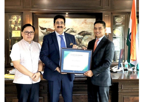 Sandeep Marwah Honored for Six Years of Service to Malaysia