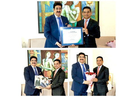 Dato Muzafar Shah Mustafa Presented with Patronship of Indo Malaysia