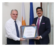 Sandeep Marwah Honored for Nine Years of Dedicated Service to Strength