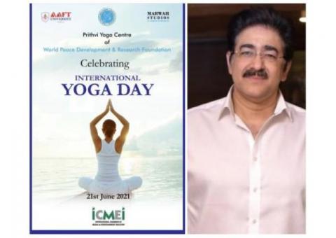 Sandeep Marwah Briefed About Yoga Activities at Marwah Studios