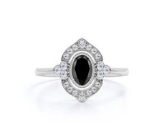 Discover Vintage Black Diamond Engagement Rings