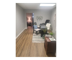 Experienced Nail Tech Wanted! Booth Rent Space Available Now