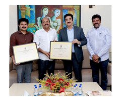 Parliamentarians Maddila Gurumoorthy and Meda Raghunadha Reddy Visit