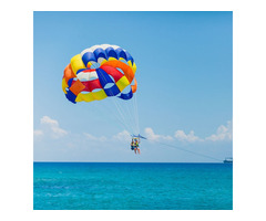 Parasailing in Elephant Beach (Havelock Island)