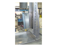 Cleanroom gowning benches with 316 stainless steel frames