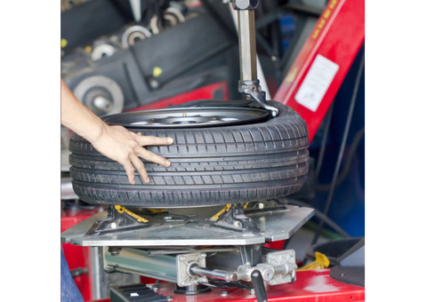 Corghi Tire Machine