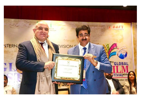 H.E. Ali Achoui, Ambassador of Algeria to India, Honored with Hindi