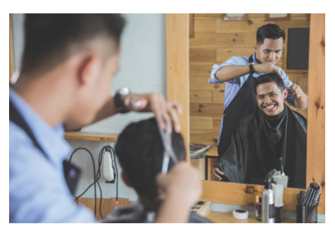 Elite Men's Facial Salon in Dubai: Luxury Grooming & Care