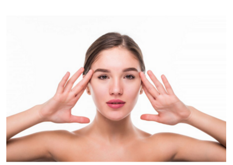 Expert Blepharoplasty in Miami for a Refreshed, Natural Look