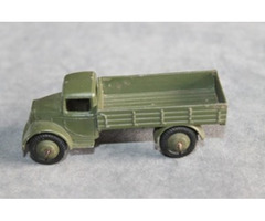 Diecast Gems: Preserving Vintage Dinky Toy Cars' Legacy