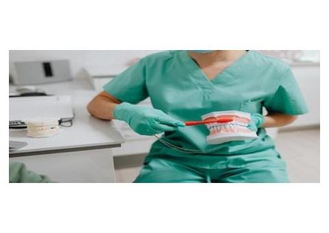 Scaling and Polishing Teeth in Noida