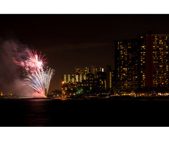 Friday Fireworks Waikiki – Front-Row Views with Waikiki Sailing Tours