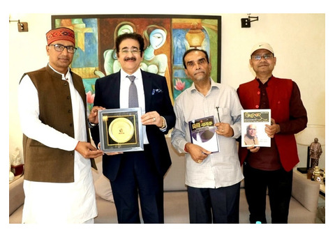Dr. Sandeep Marwah Honored with “Sahitya Vibhushan Samman” at a Grand