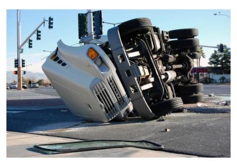 Free Consultation with 18 Wheeler Accident Attorneys Houston