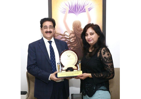 Dr. Sandeep Marwah Honoured by Highway Hero Trust for Championing