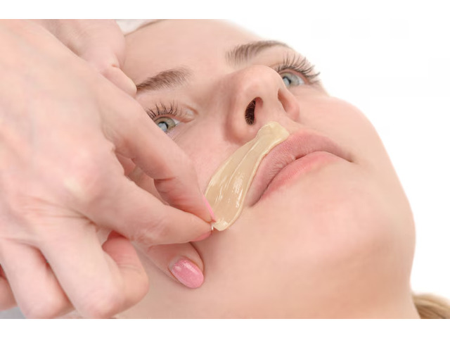 Full Face Wax in Brea