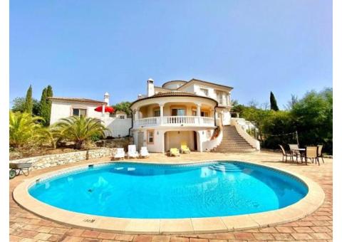 4 bedroom house for sale in Sunny Algarve -UK