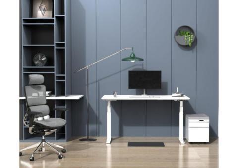 Adjustable desk