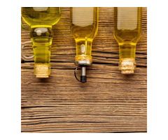Olive Oil Rich In Polyphenols And Flavor