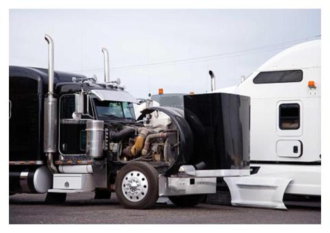 Meet Our Experienced 18 Wheeler Accident Lawyers Houston