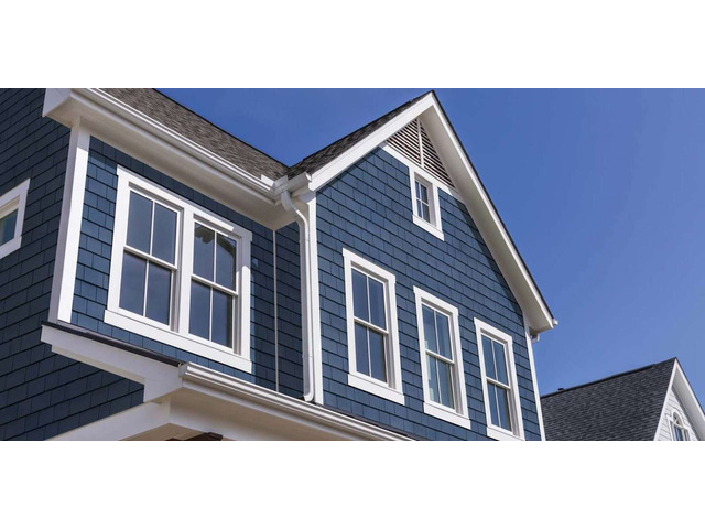 Choosing the Right Windows and Siding for Extreme Seasons