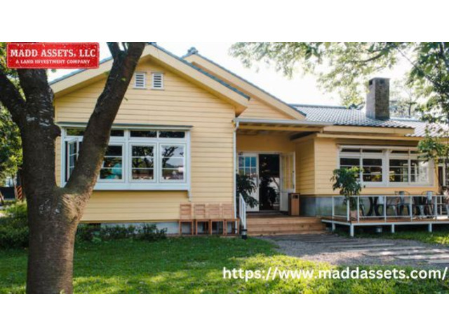 Discover Your Dream Stunning Farmhouse for Sale in Florida