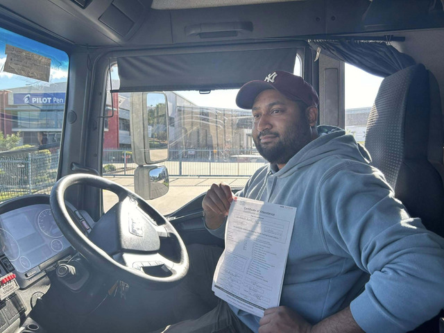 Truck Licence in Sydney – Affordable Training with GRU Driving School