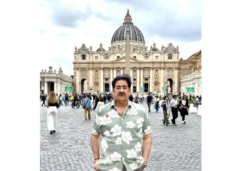 Sandeep Marwah Visits Vatican City to Promote Global Peace and Cultura