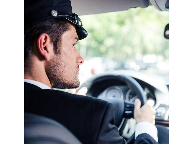 Naples Limousine Service – Travel in Style & Comfort