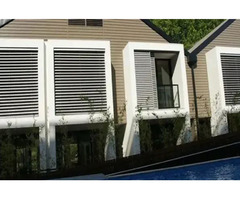 Long-Lasting Shade with External Aluminium Blinds