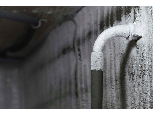 Fast Frozen Pipe and Leak Repairs in Metro Detroit