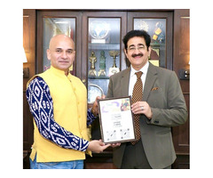 Sandeep Marwah Applauds AAFTian Amit R. Agrwal’s Dedication