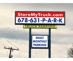 Semi Truck Parking | Semi Truck Parking Near Me