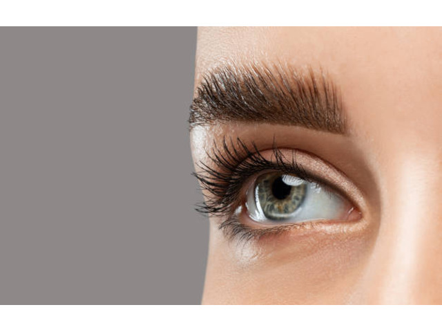 Wake Up Ready with Long-Lasting Eyelash Extensions