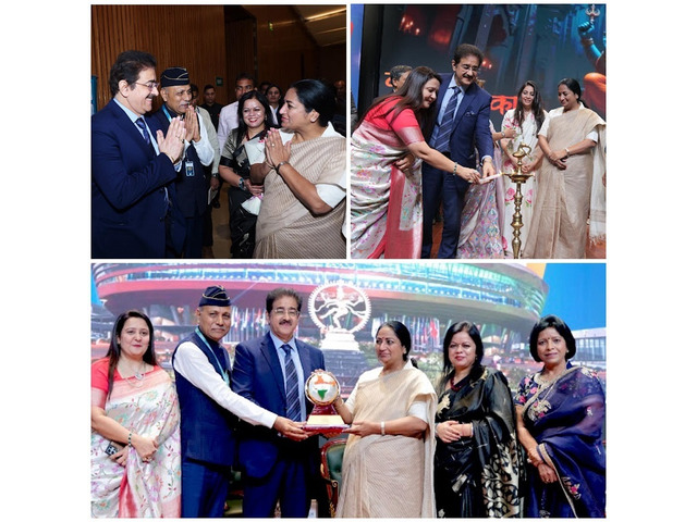 Dr. Sandeep Marwah Honored at ‘Youngpreneur Summit’ for Promoting