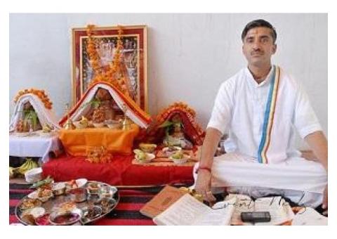 Traditional Hindu Pandits | Event Needz