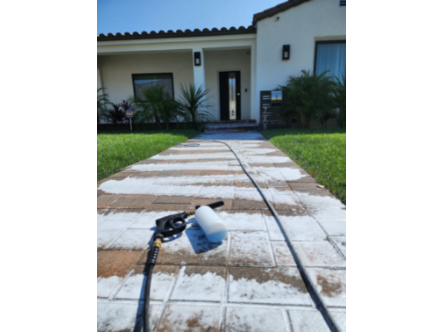 Roof Washing Service Near Me That You Can Count On