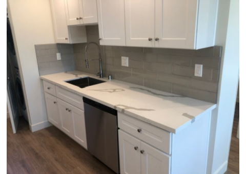 $1200 1 MONTH FREE STUNNING STUDIO