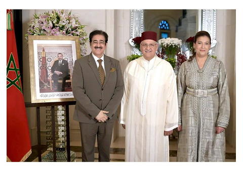 Dr. Sandeep Marwah Joins Celebrations of the 26th Anniversary